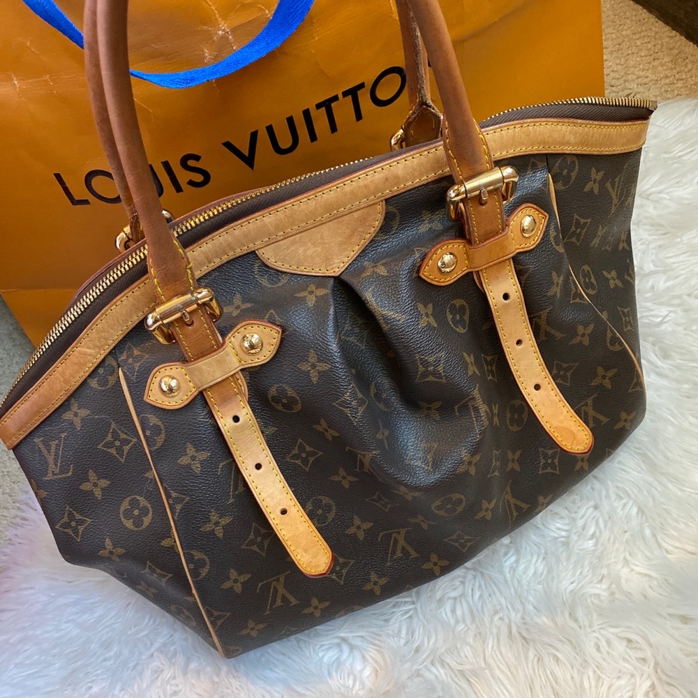 Louis Vuitton Tivoli